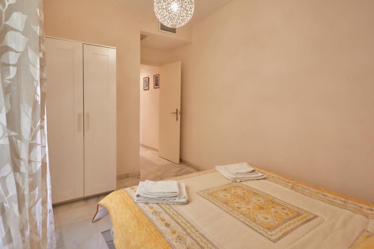 Two Bedrooms Leonor Davalos Sewilla Zewnętrze zdjęcie