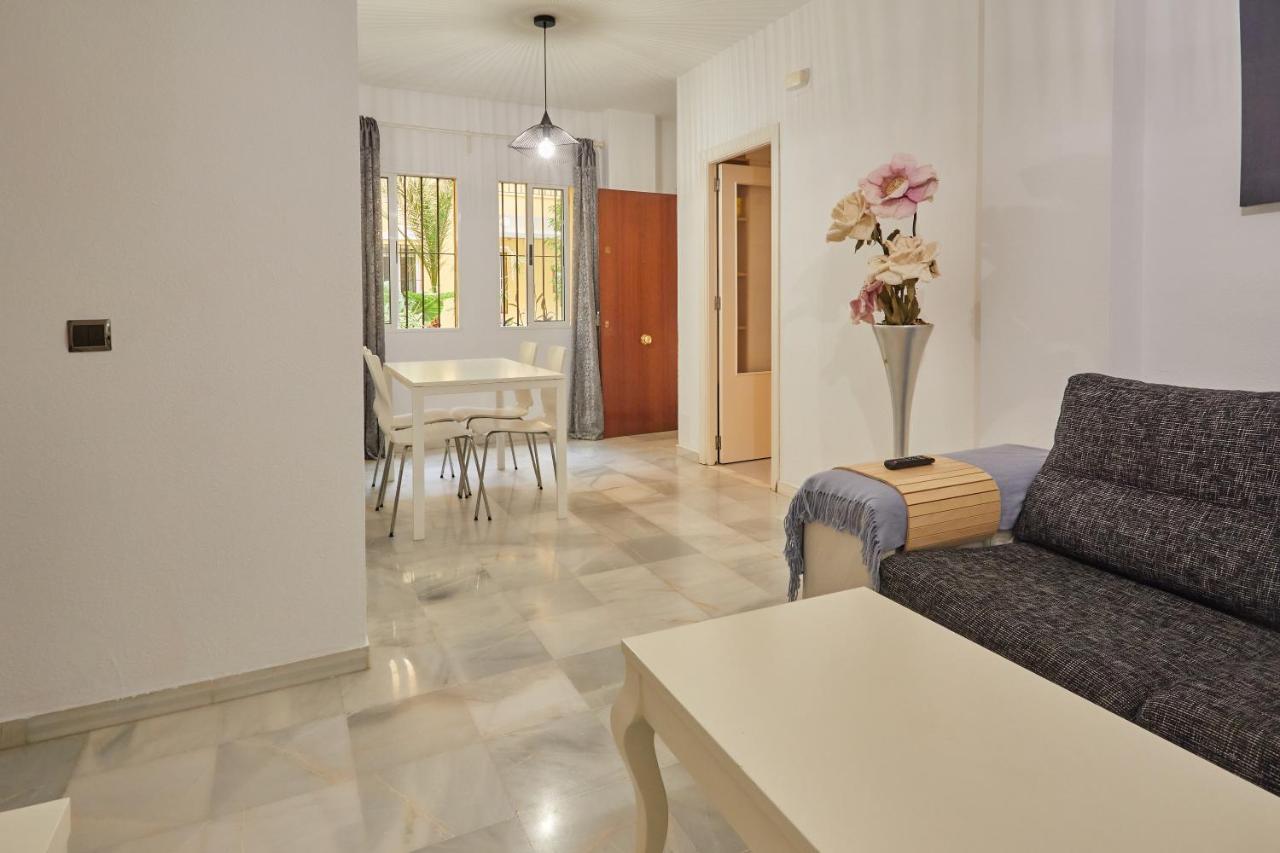 Two Bedrooms Leonor Davalos Sewilla Zewnętrze zdjęcie